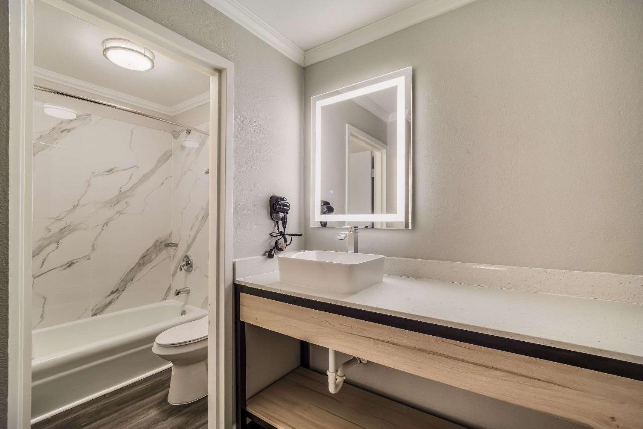 Mainstay Suites Florence Dış mekan fotoğraf